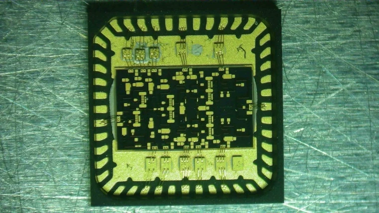 C-Ku PA chip layout and package reference